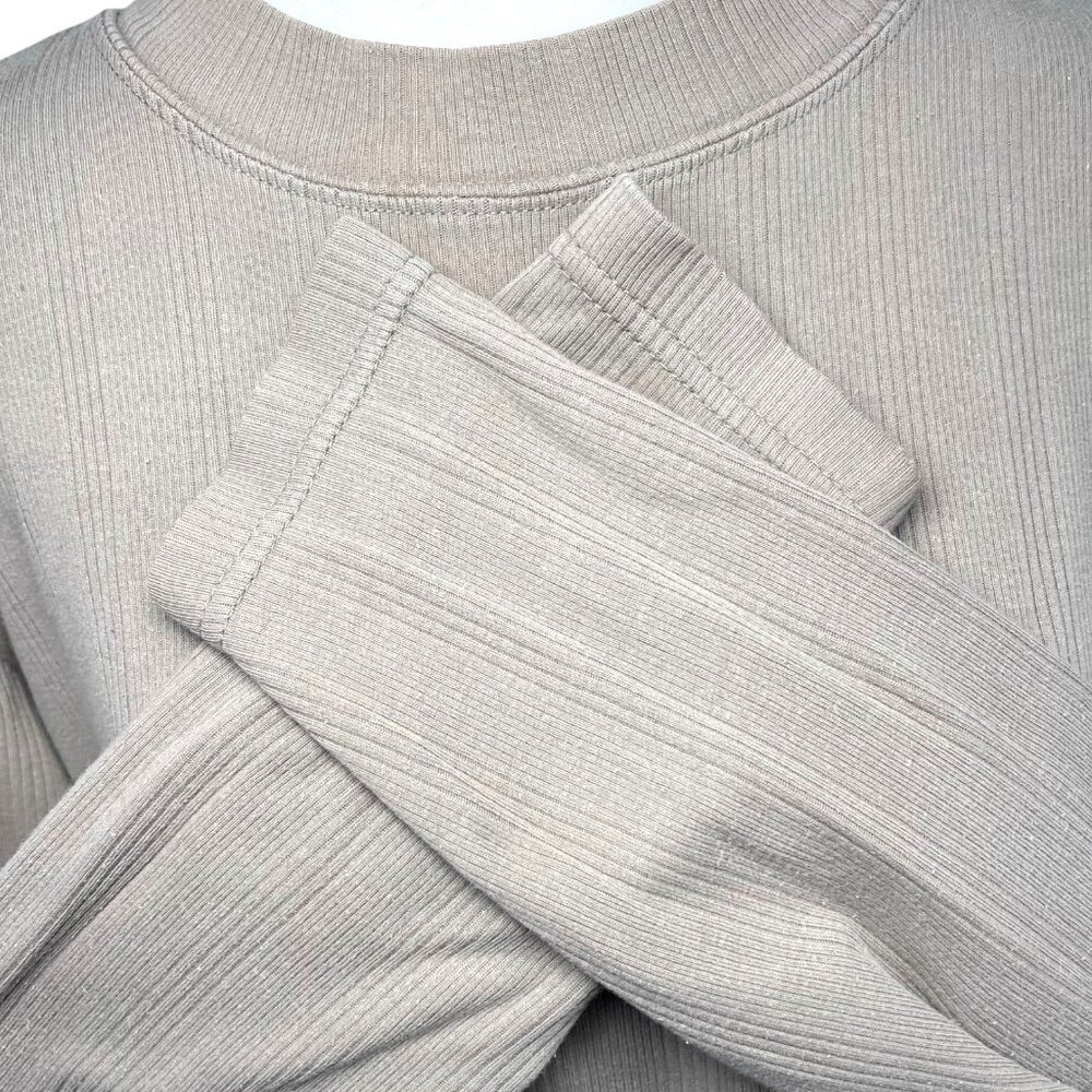 Northern Reflections Ribbed Top Olive Large - Picture 8 of 9